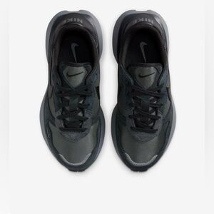 Never worn Nike Charcoal and Black Athletic Shoes